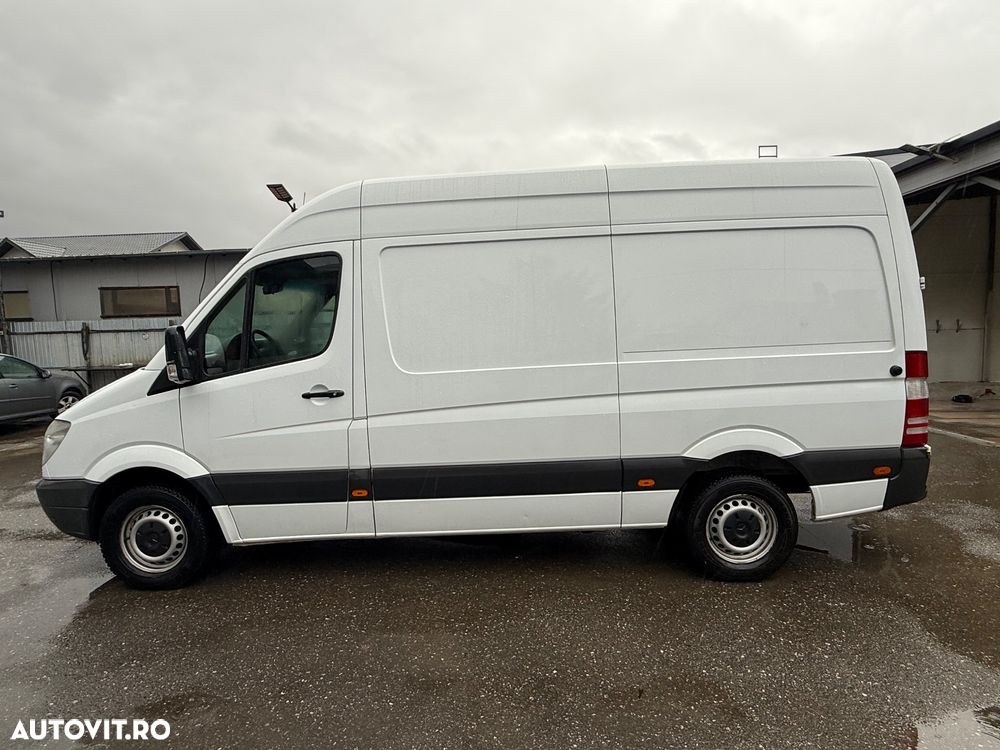 Mercedes-Benz Sprinter - 5