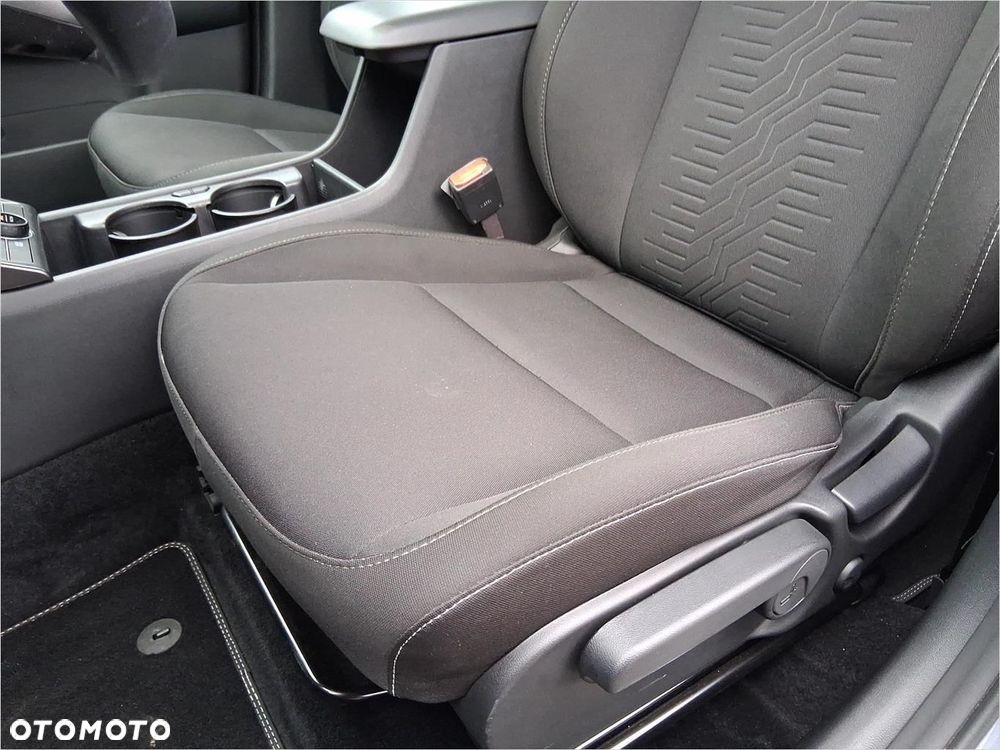 Hyundai Kona - 13