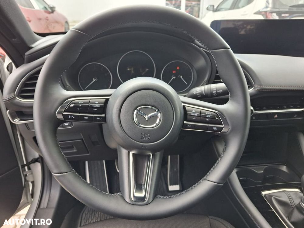 Mazda 3 e-Skyactiv X186 MHEV Center-Line - 22