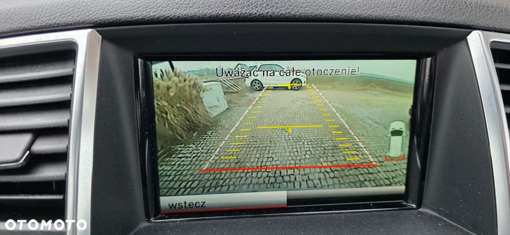 Mercedes-Benz ML - 15