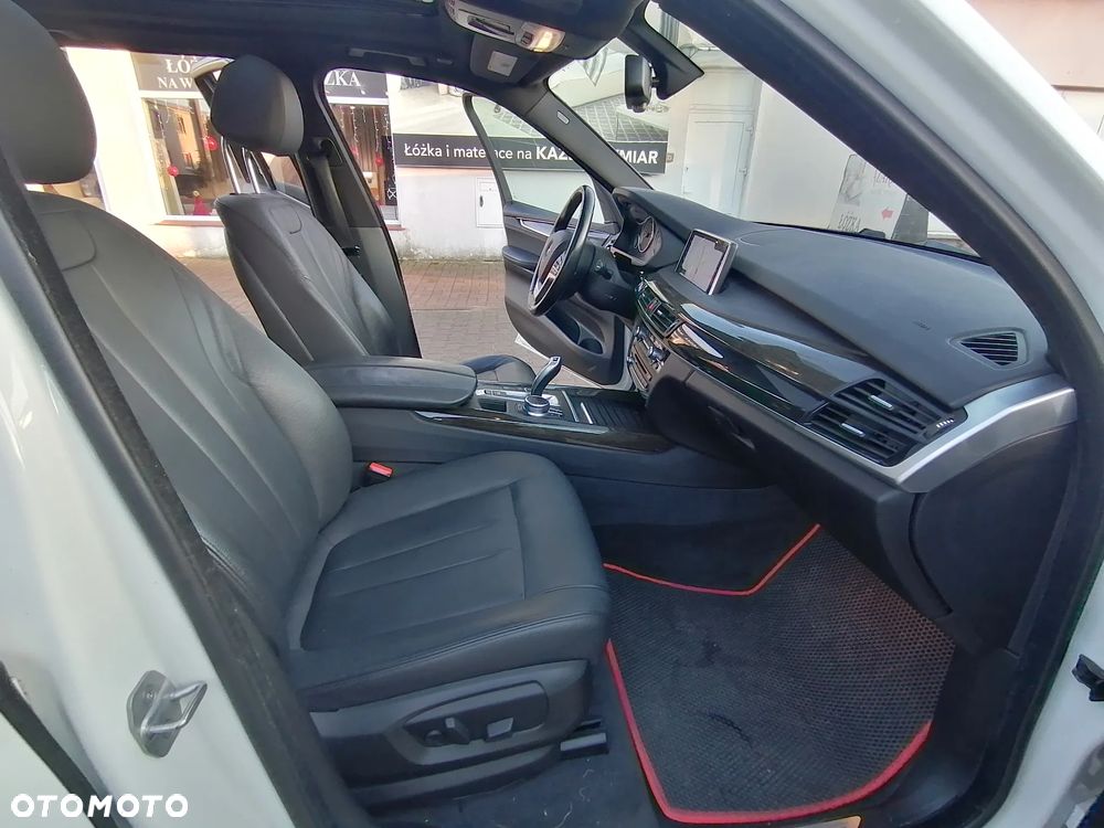 BMW X5 xDrive35i - 28