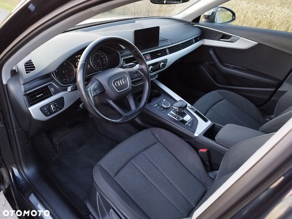 Audi A4 Avant 2.0 TDI ultra S tronic - 11