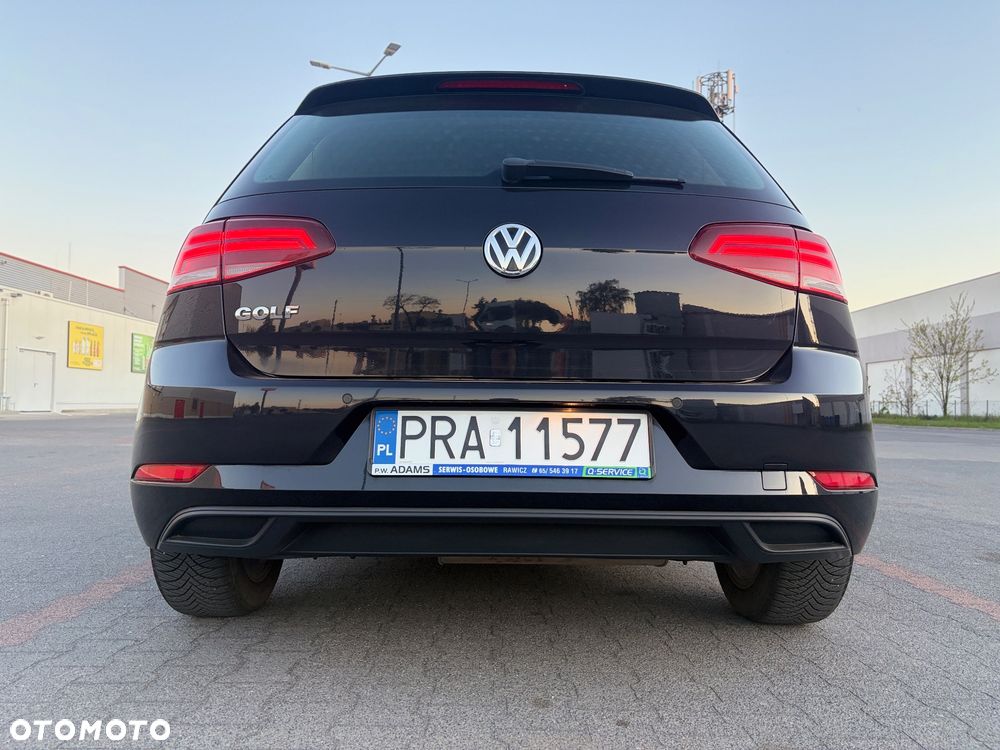 Volkswagen Golf 1.6 TDI (BlueMotion Technology) Trendline - 21