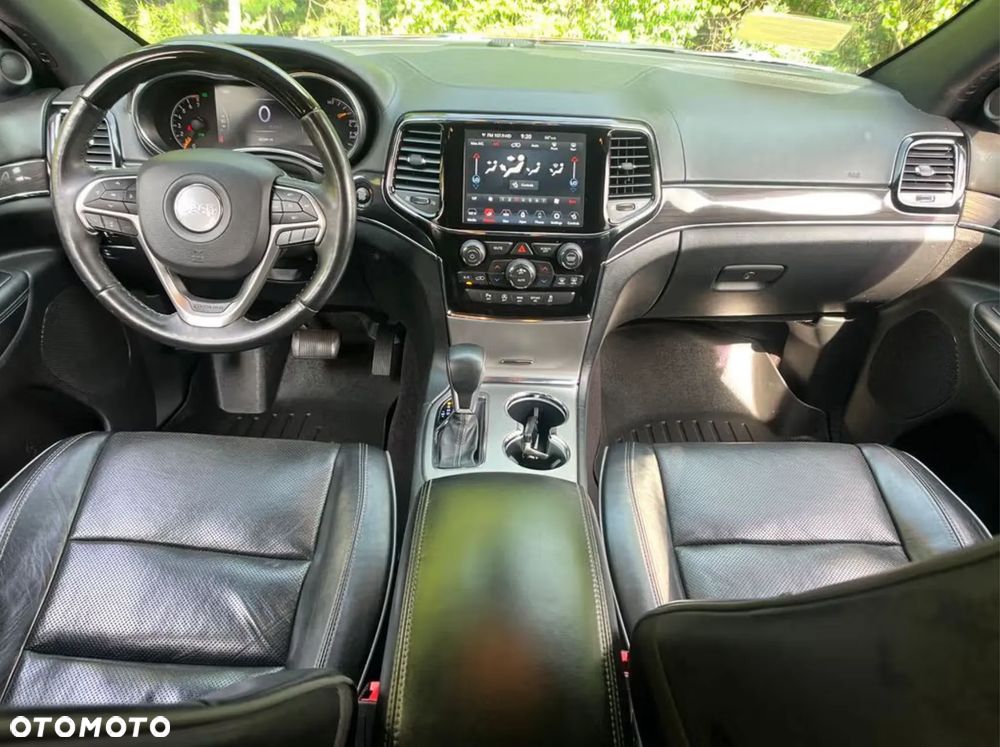 Jeep Grand Cherokee - 10