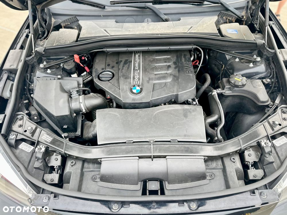 BMW X1 sDrive18d xLine - 27