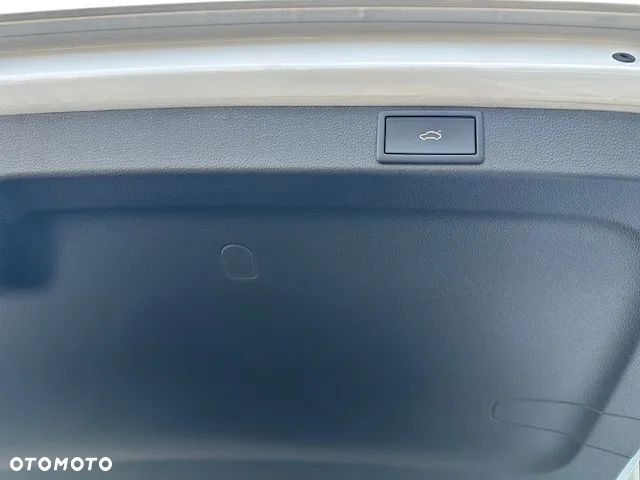 Skoda Octavia 1.5 TSI Selection - 18