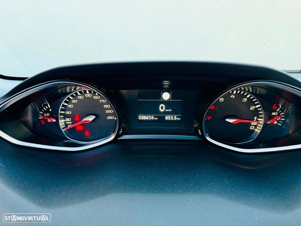 Peugeot 308 1.2 PureTech Active - 18