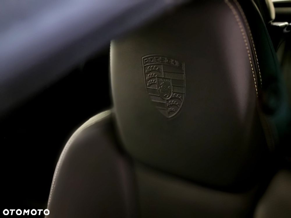 Porsche Cayenne - 20