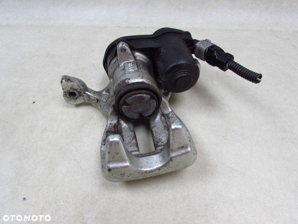 TOYOTA COROLLA E21 C-HR 19-23 ZACISK HAMULCOWY LEWY TYL ELEKTRYCZNY - 4
