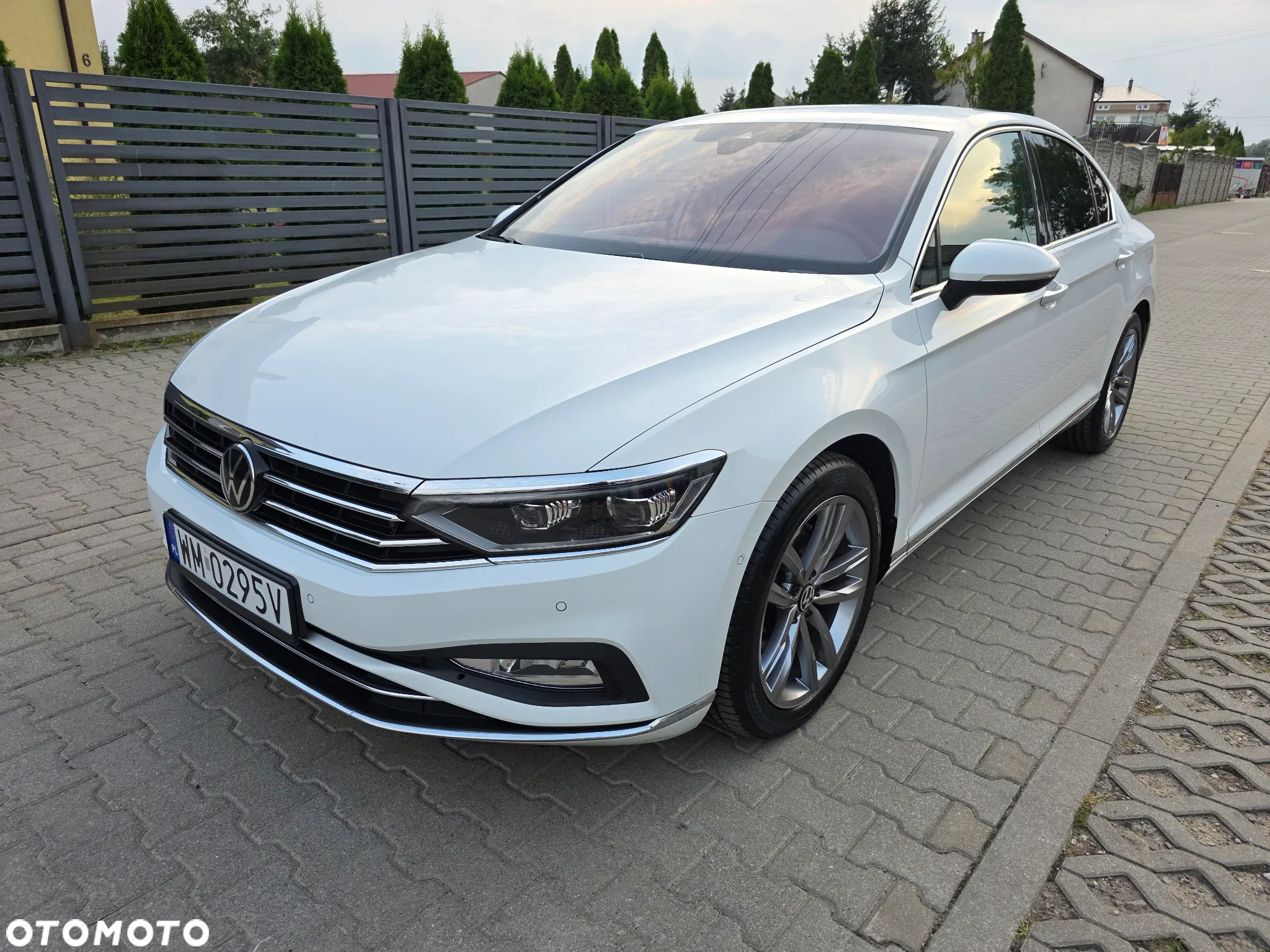 Volkswagen Passat 2.0 TDI Elegance DSG - 37