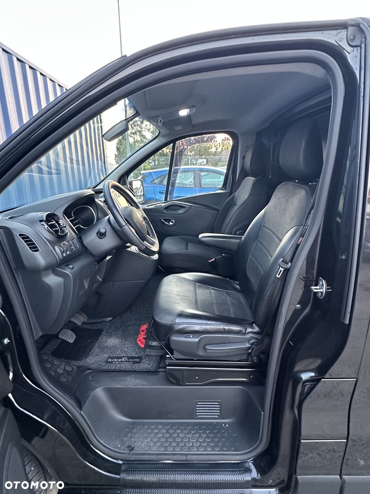Renault Trafic - 12