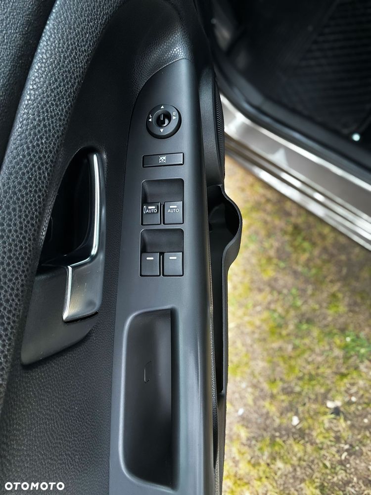 Kia Venga 1.4 Business Line - 10