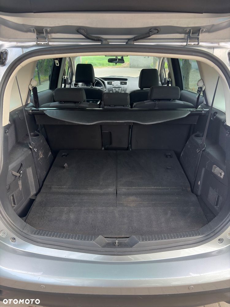 Mazda 5 2.0 Exclusive + - 26