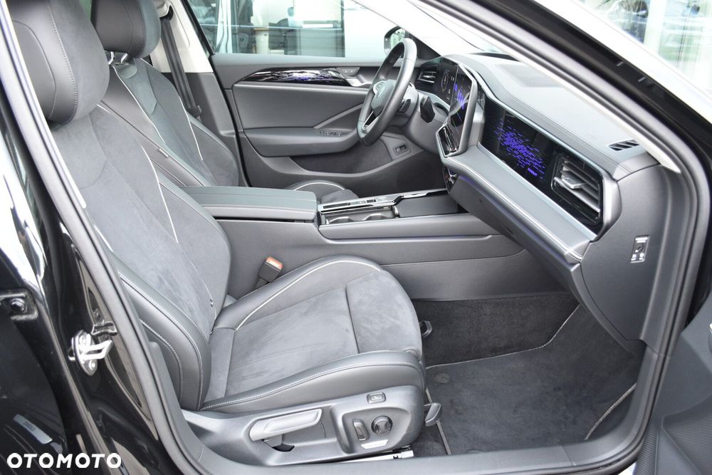 Volkswagen Passat Variant 2.0 TDI SCR Elegance DSG - 36