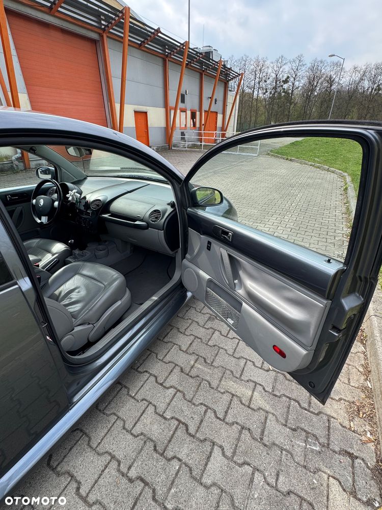 Volkswagen New Beetle 1.9 TDI - 14