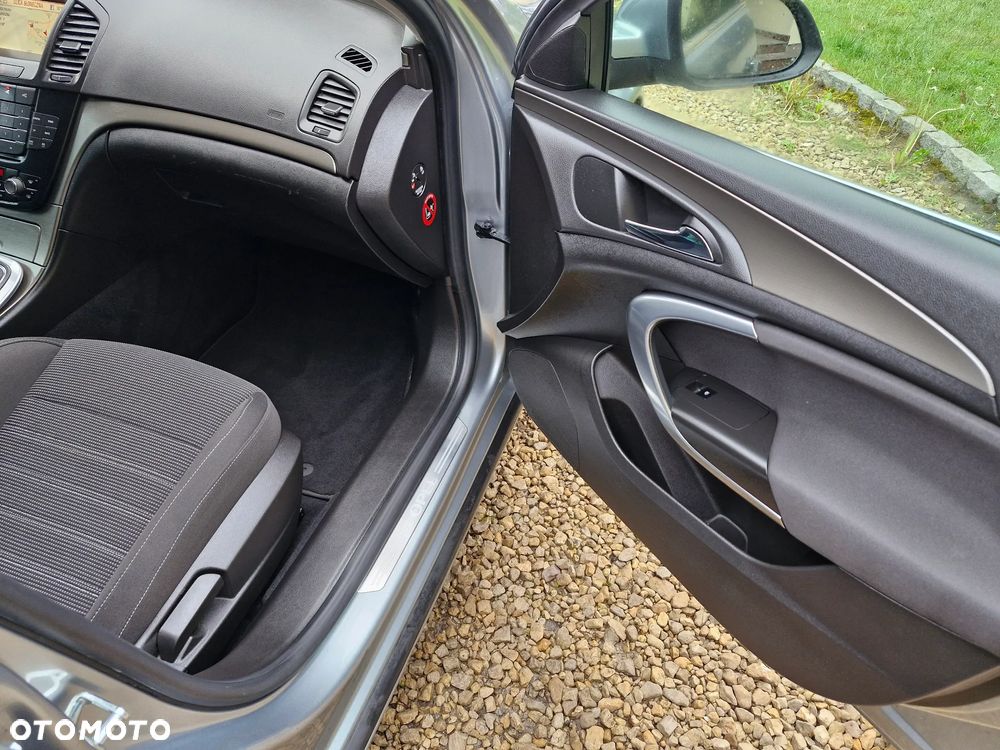 Opel Insignia 1.4 T Cosmo S&S - 17