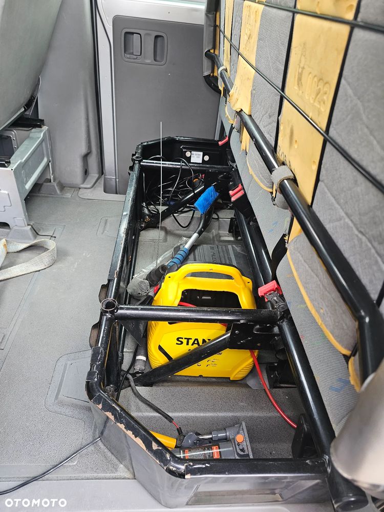 Volkswagen Crafter - 22