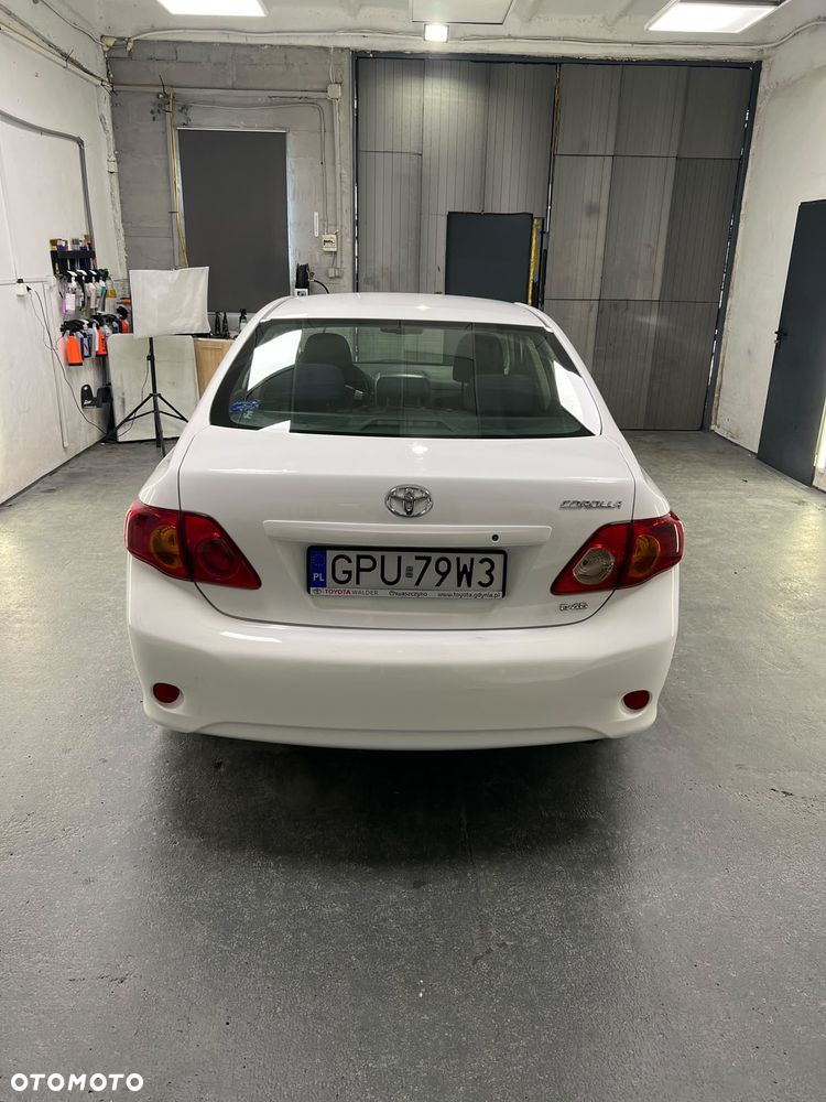 Toyota Corolla 2.0 D-4D Prestige - 2