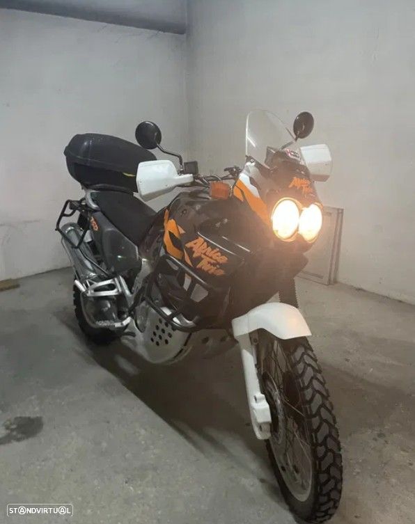 Honda XRV 750 AfricaTwin RD07A - 1