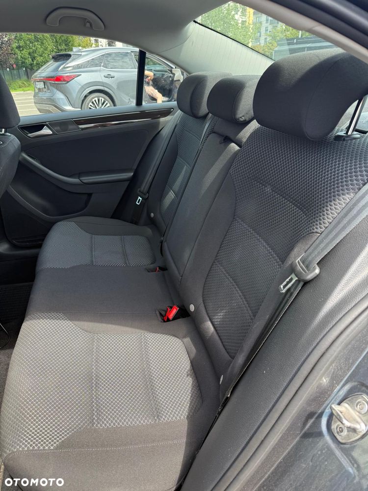 Volkswagen Jetta 1.4 TSI BMT Comfortline - 11