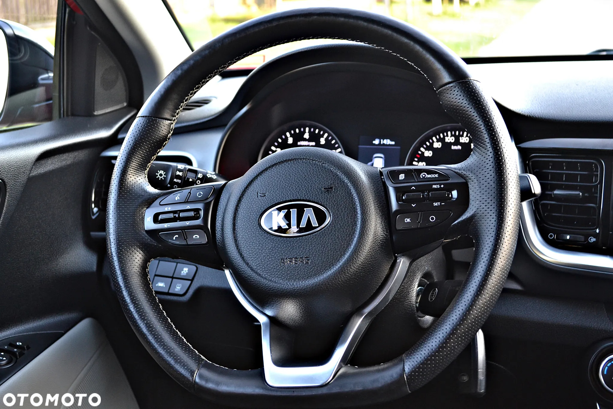 Kia Stonic 1.0 T-GDI 120 Spirit - 36