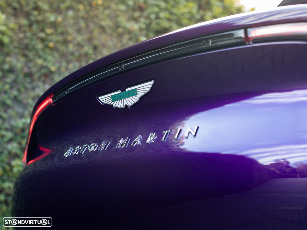 Aston Martin DBX 707 - 17