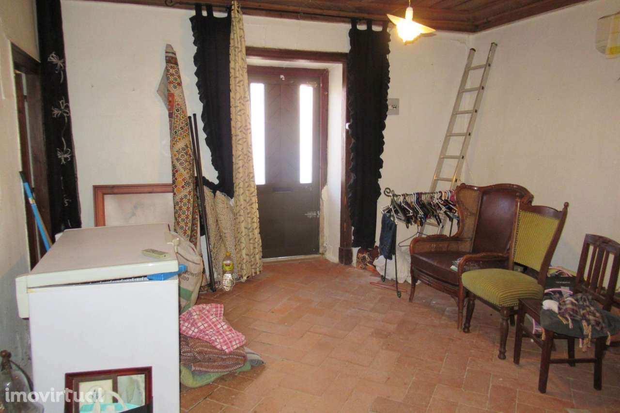 MORADIA TÉRREA. - Grande imagem: 4/19