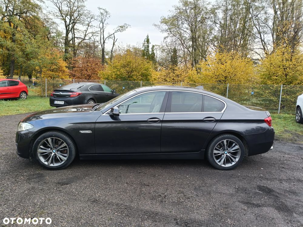 BMW Seria 5 520d Luxury Line - 3