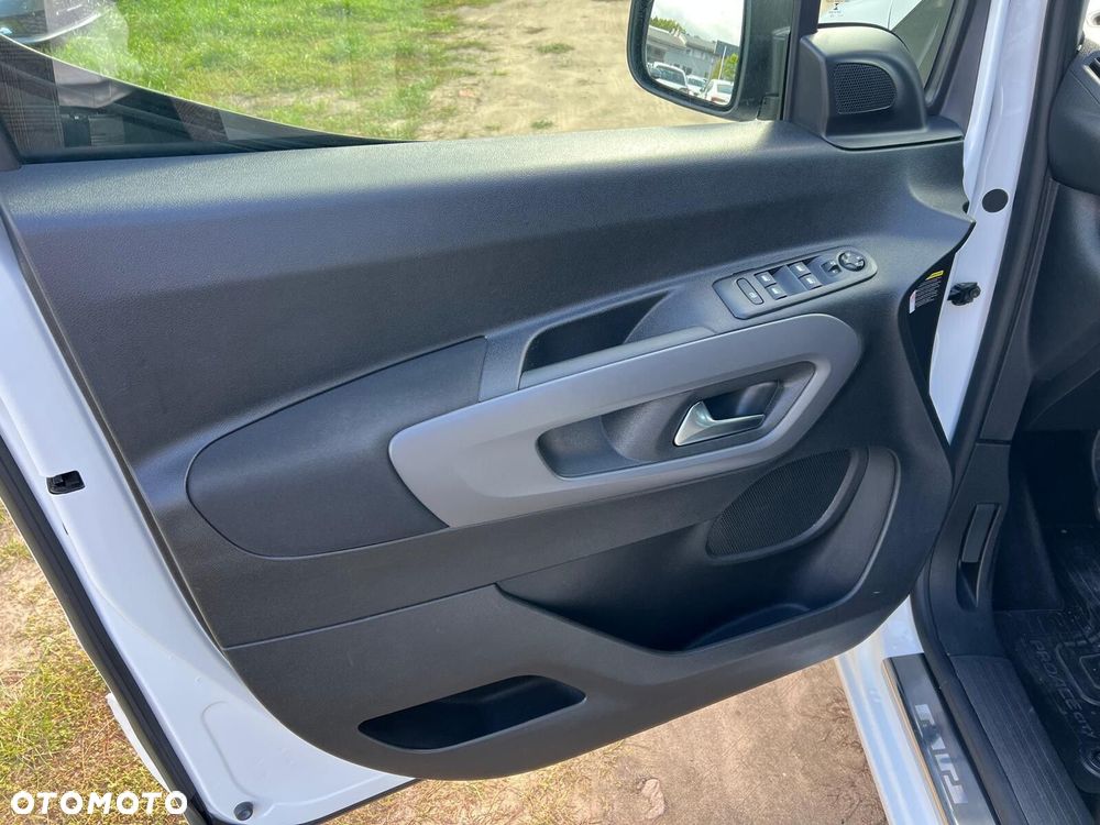 Toyota Proace City Verso 1.5 D-4D Business - 17