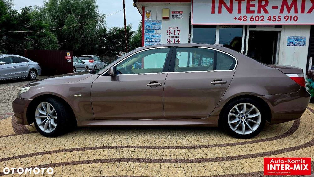 BMW Seria 5 523i - 8