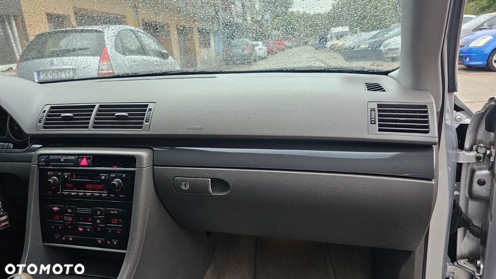 Audi A4 - 12