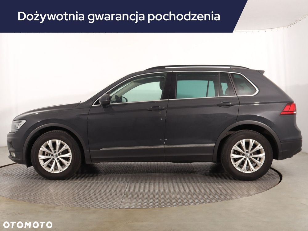 Volkswagen Tiguan - 4