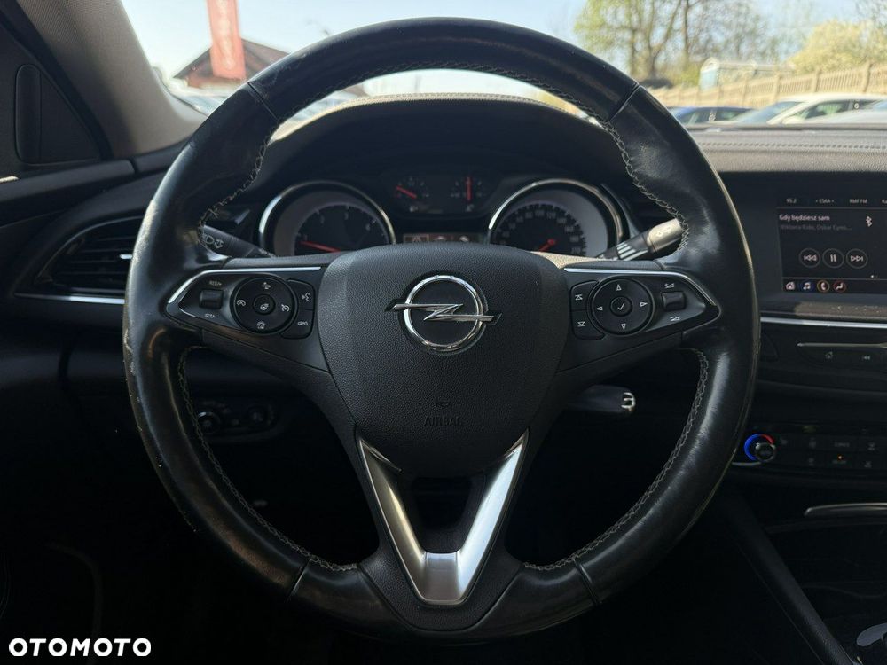 Opel Insignia 2.0 CDTI Elegance S&S - 10