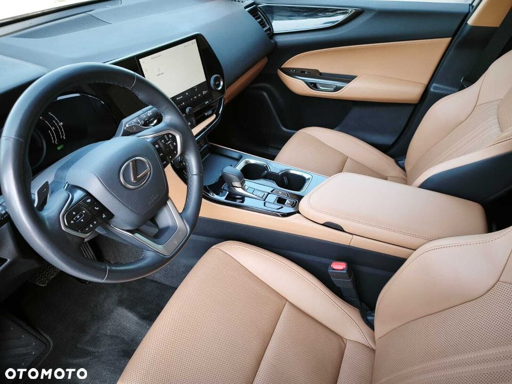 Lexus NX 350h Prestige 2WD - 7