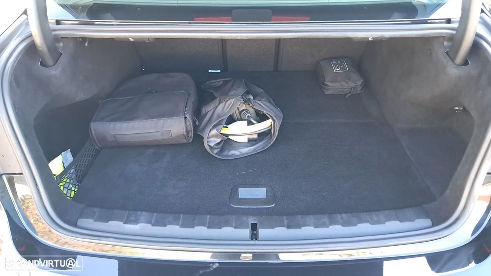 BMW 330 e Corporate Edition Auto - 48