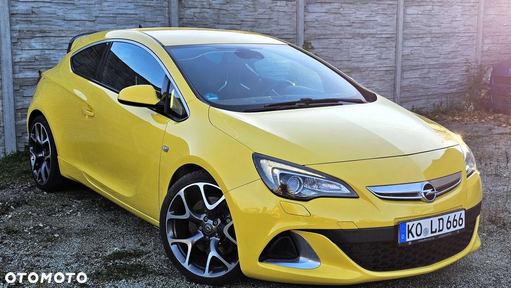 Opel Astra IV GTC OPC - 5