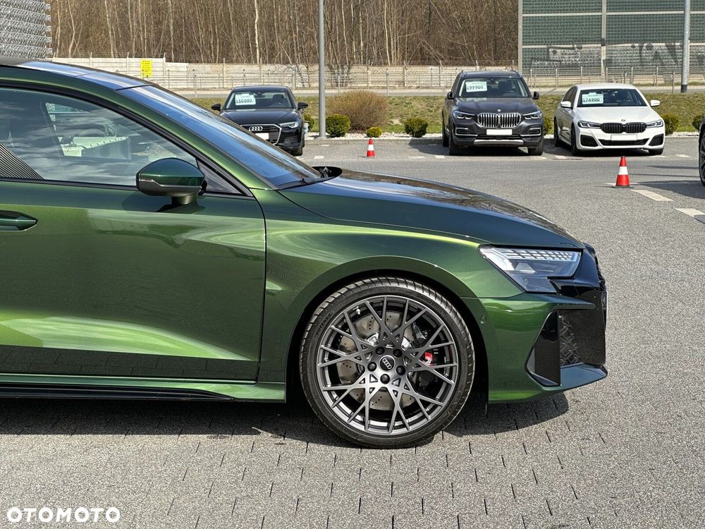 Audi RS3 Limousine - 5