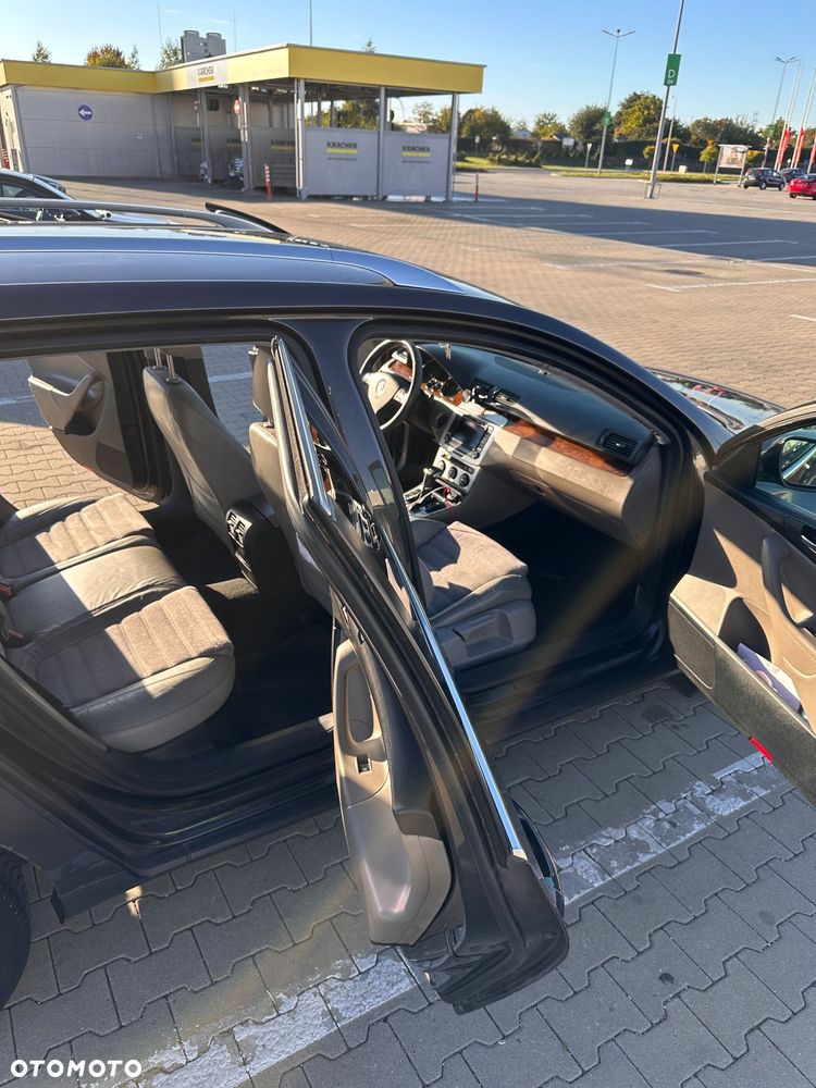 Volkswagen Passat 2.0 TDI DPF Highline DSG - 11