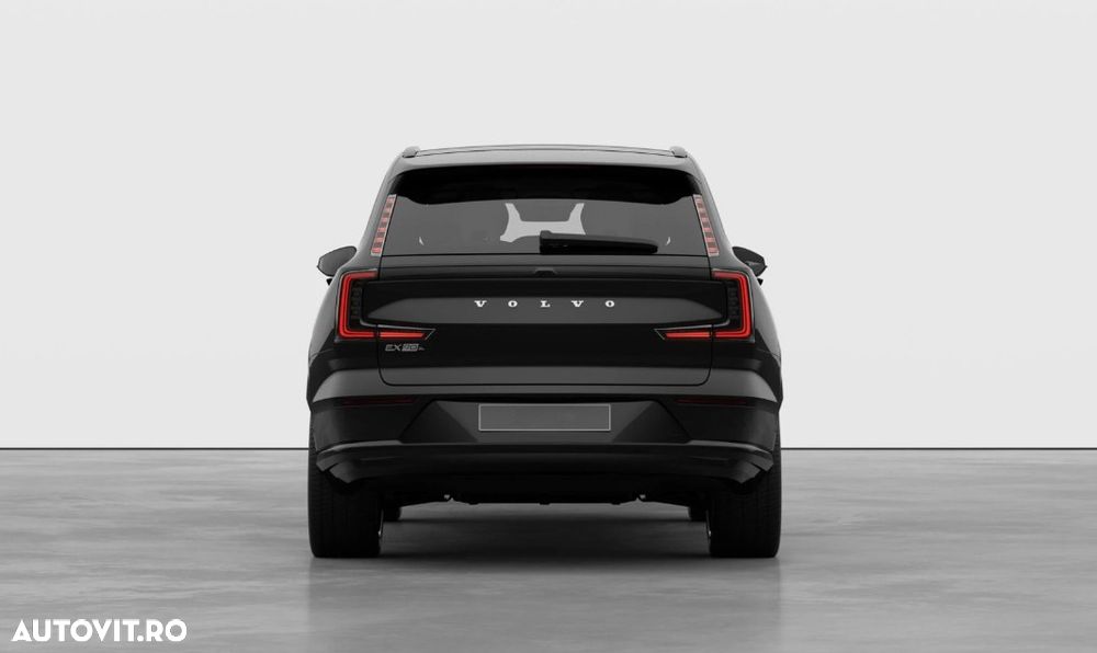 Volvo EX90 - 3