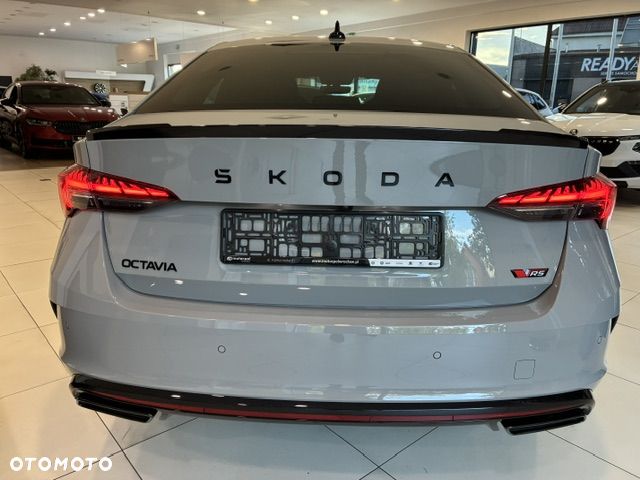 Skoda Octavia 2.0 TSI RS DSG - 5