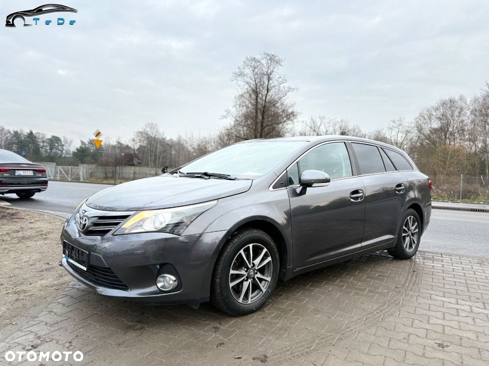 Toyota Avensis 2.0 D-4D Sol plus+NAVI - 5