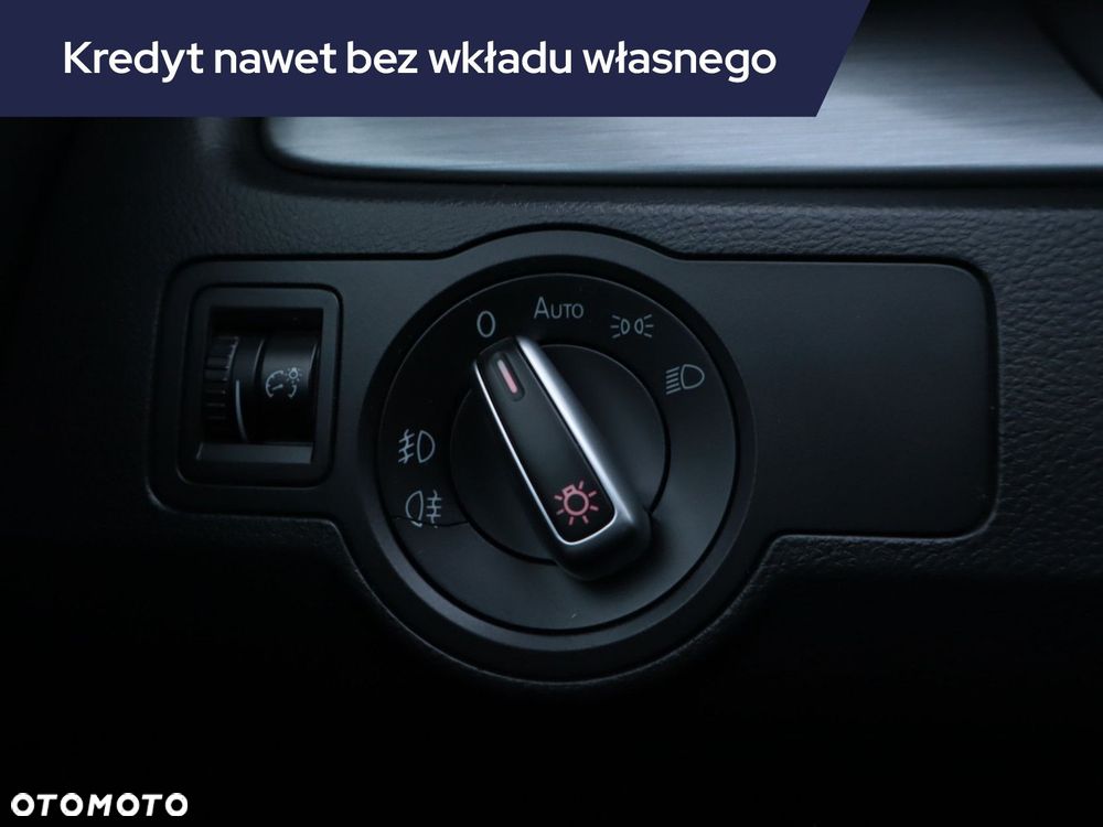 Volkswagen Passat - 19