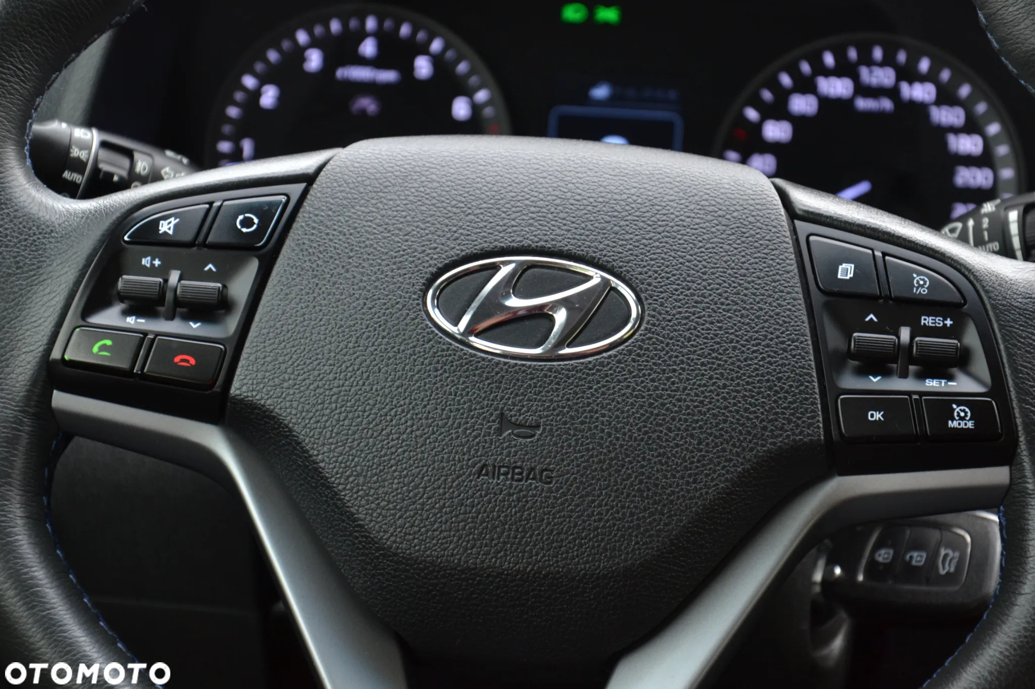 Hyundai Tucson 1.6 GDi 2WD Pure - 26