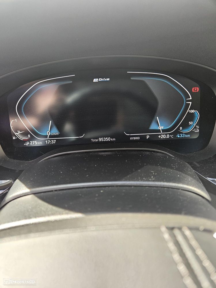 BMW 520 e Line Luxury - 32