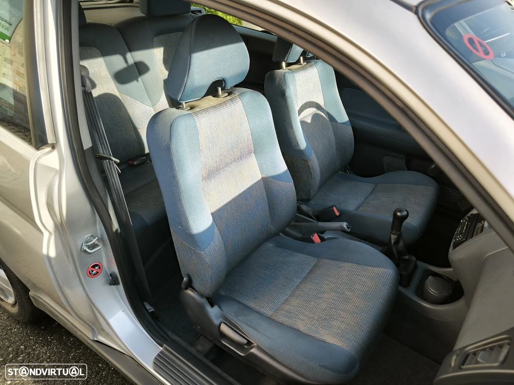 Honda HR-V 1.6 LS - 17