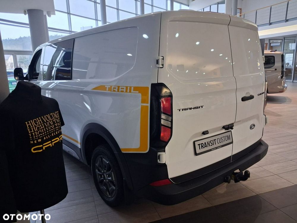 Ford Transit Custom - 8