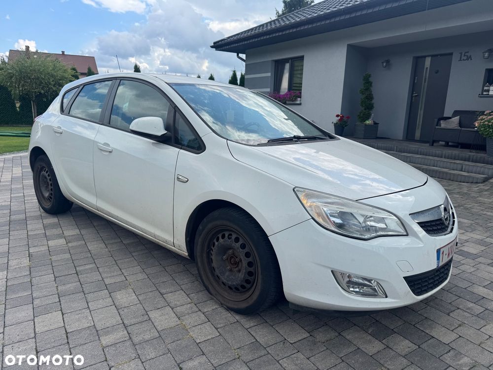Opel Astra 1.7 CDTI DPF Active - 1