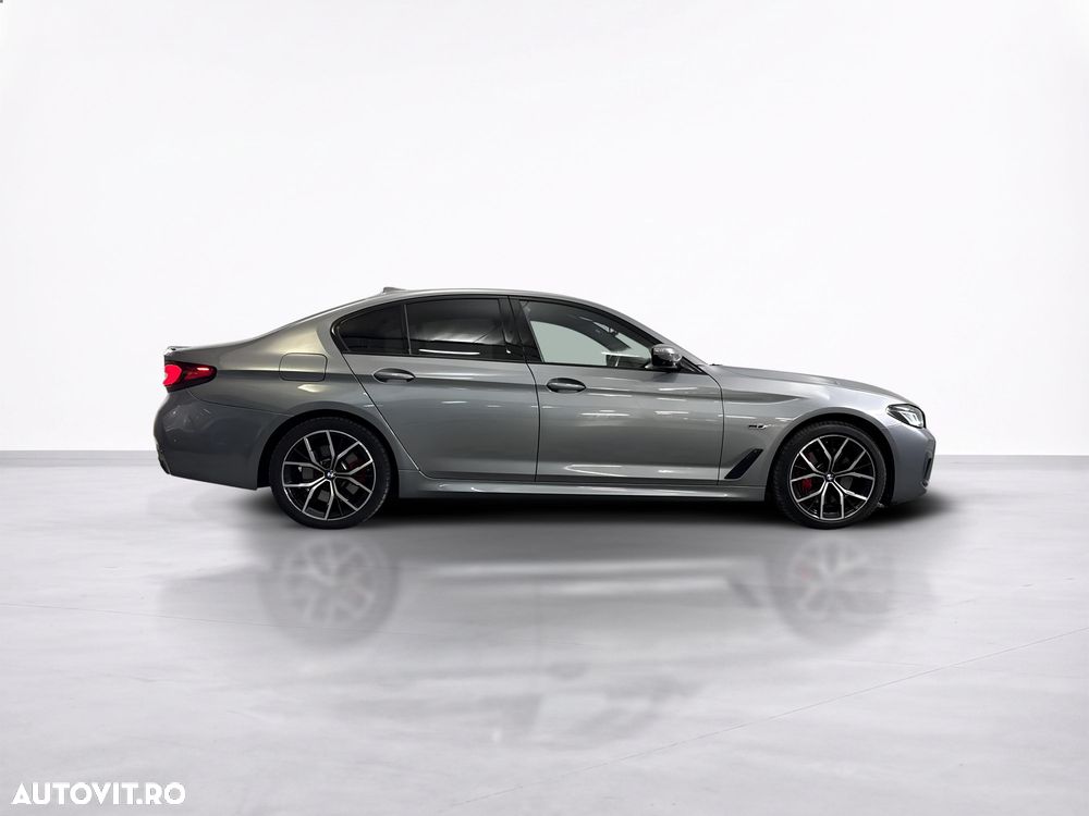 BMW Seria 5 530e Aut. - 7