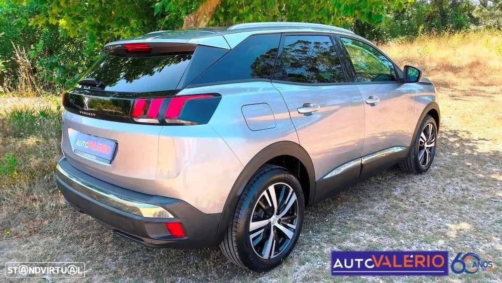 Peugeot 3008 1.5 BlueHDi Allure EAT8 - 4
