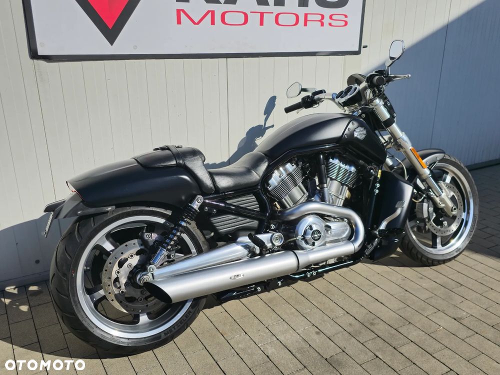 Harley-Davidson V-Rod Muscle - 3